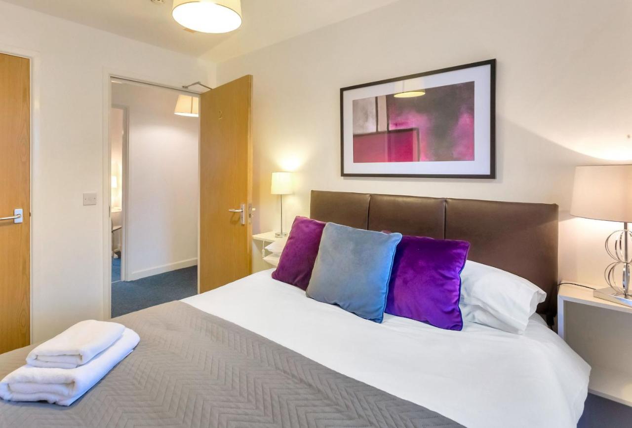 St Georges Apartments, Self Contained Units