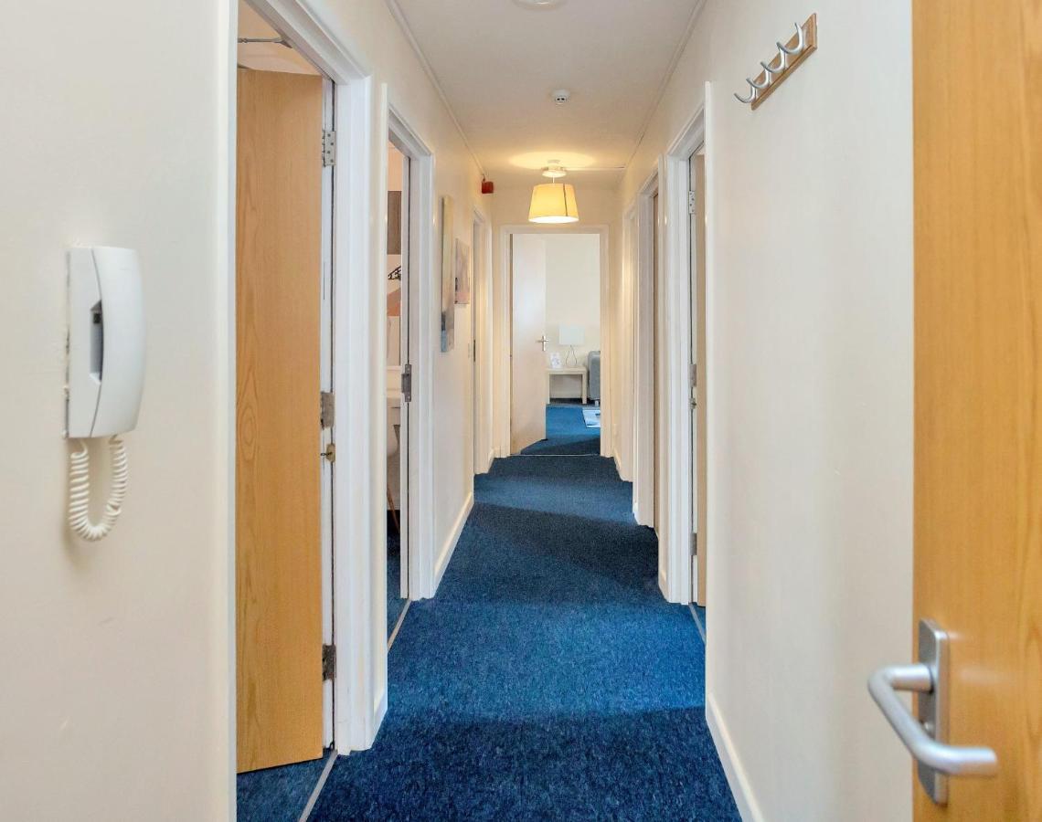 St Georges Apartments, Self Contained Units Cheltenham