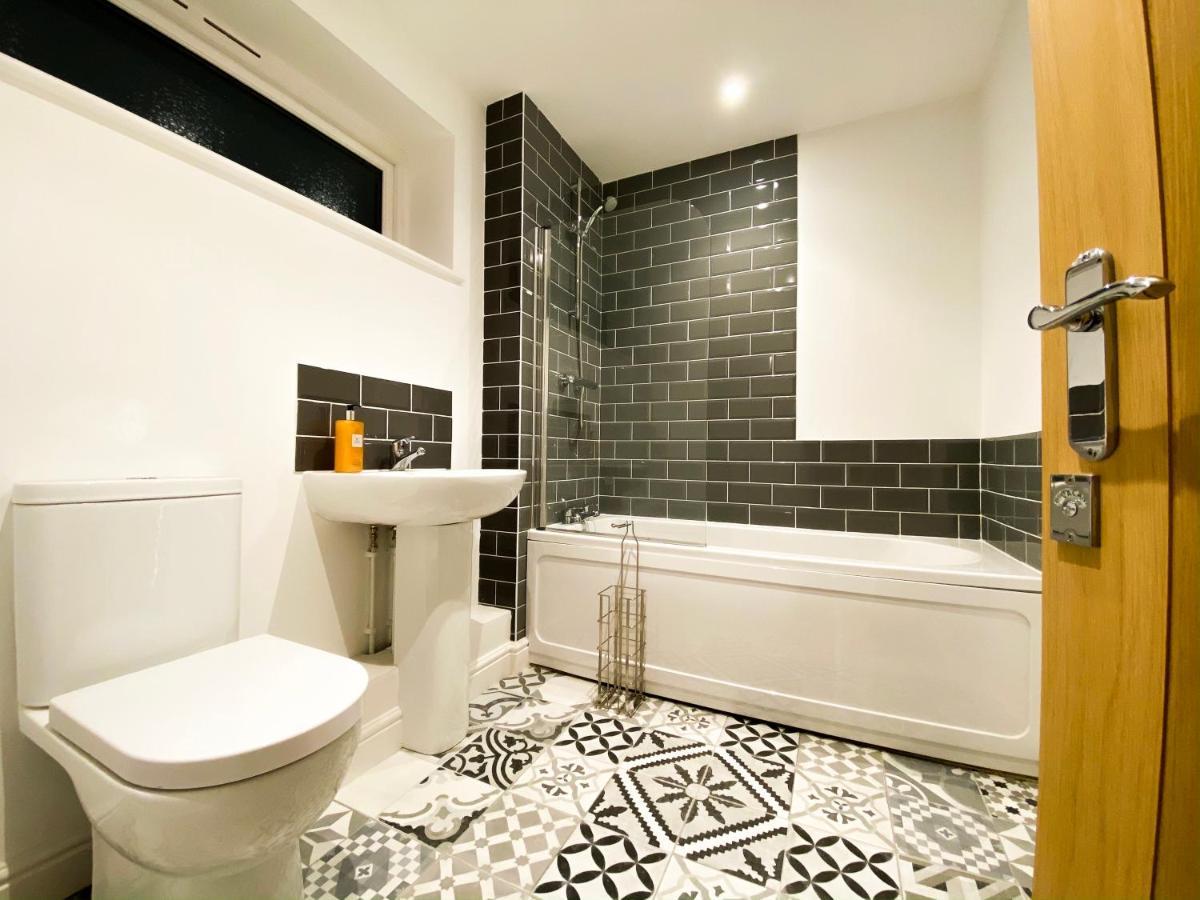Suitely - Albion Place Holiday home Cheltenham
