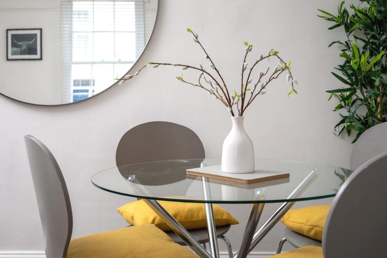 Holiday home St George's Place - Fab Town House *