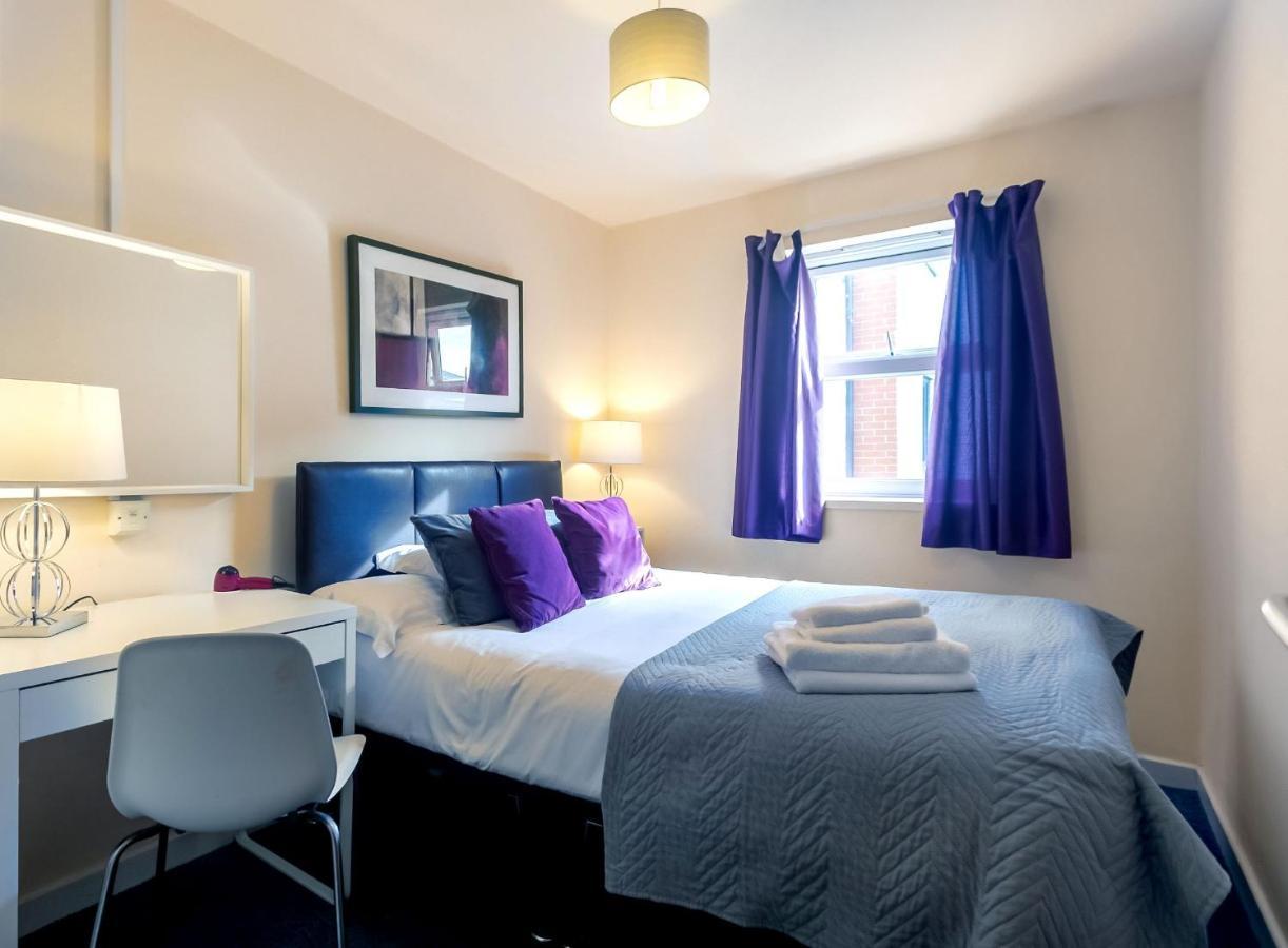 St Georges Apartments, Self Contained Units *