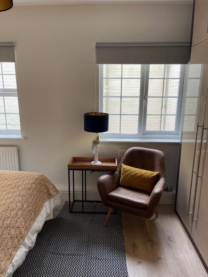 52 Lansdown Crescent *
