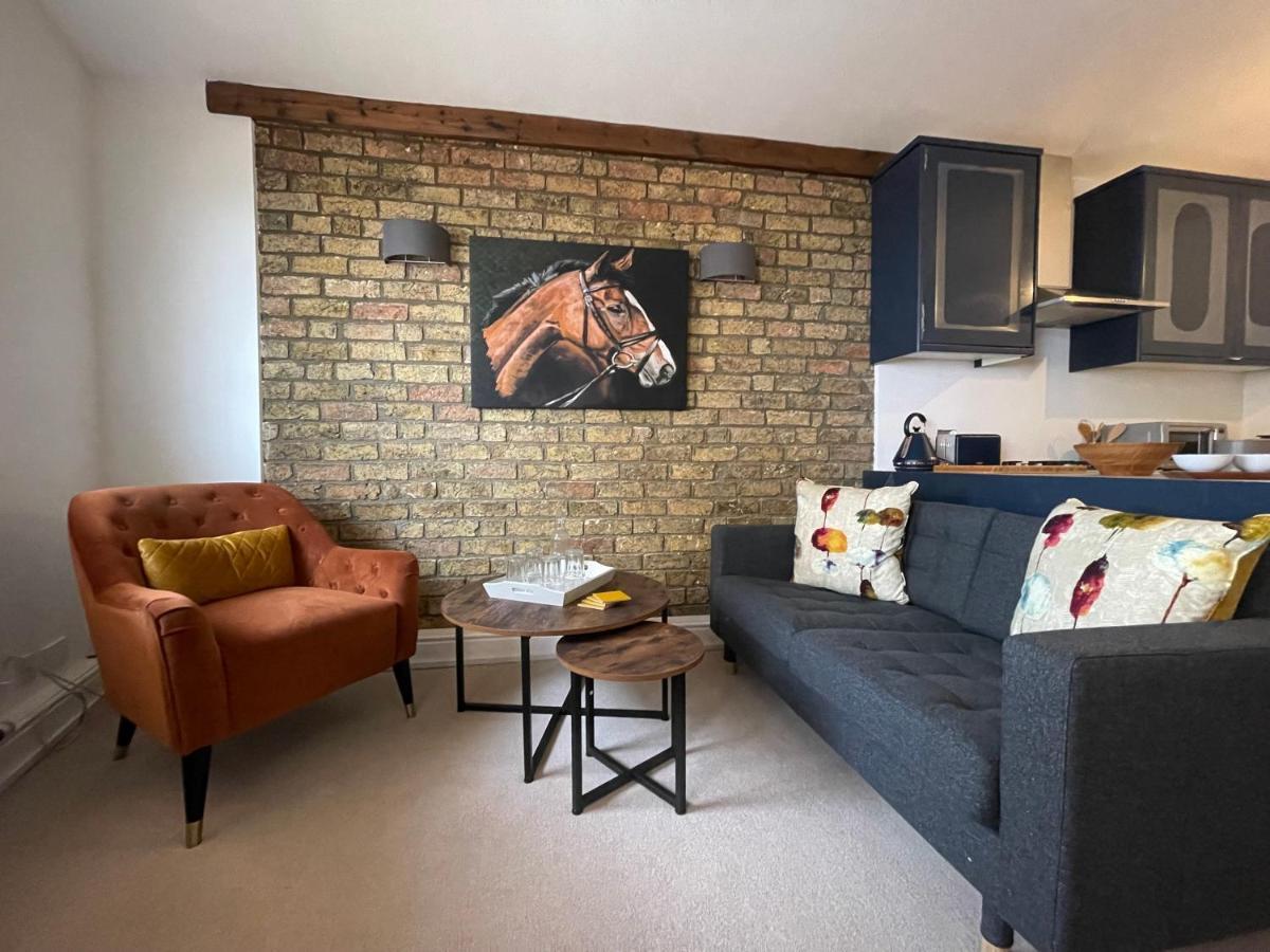 Apartment 52 Lansdown Crescent Cheltenham