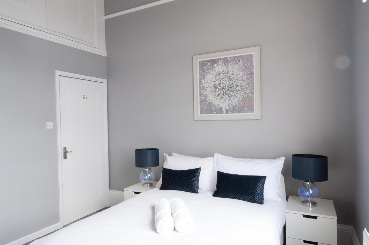 Cheltenham, Regency With Parking, Cavalier - Sleeps 6