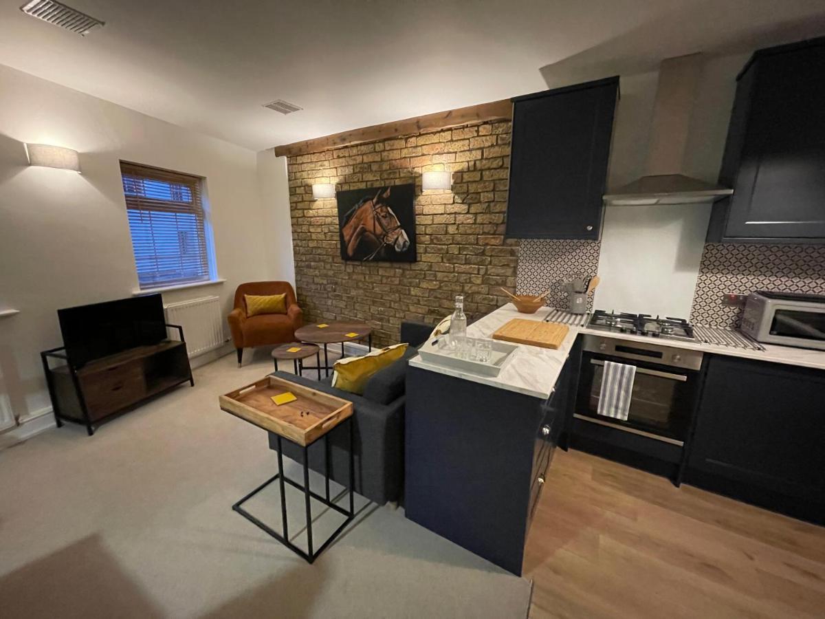52 Lansdown Crescent *