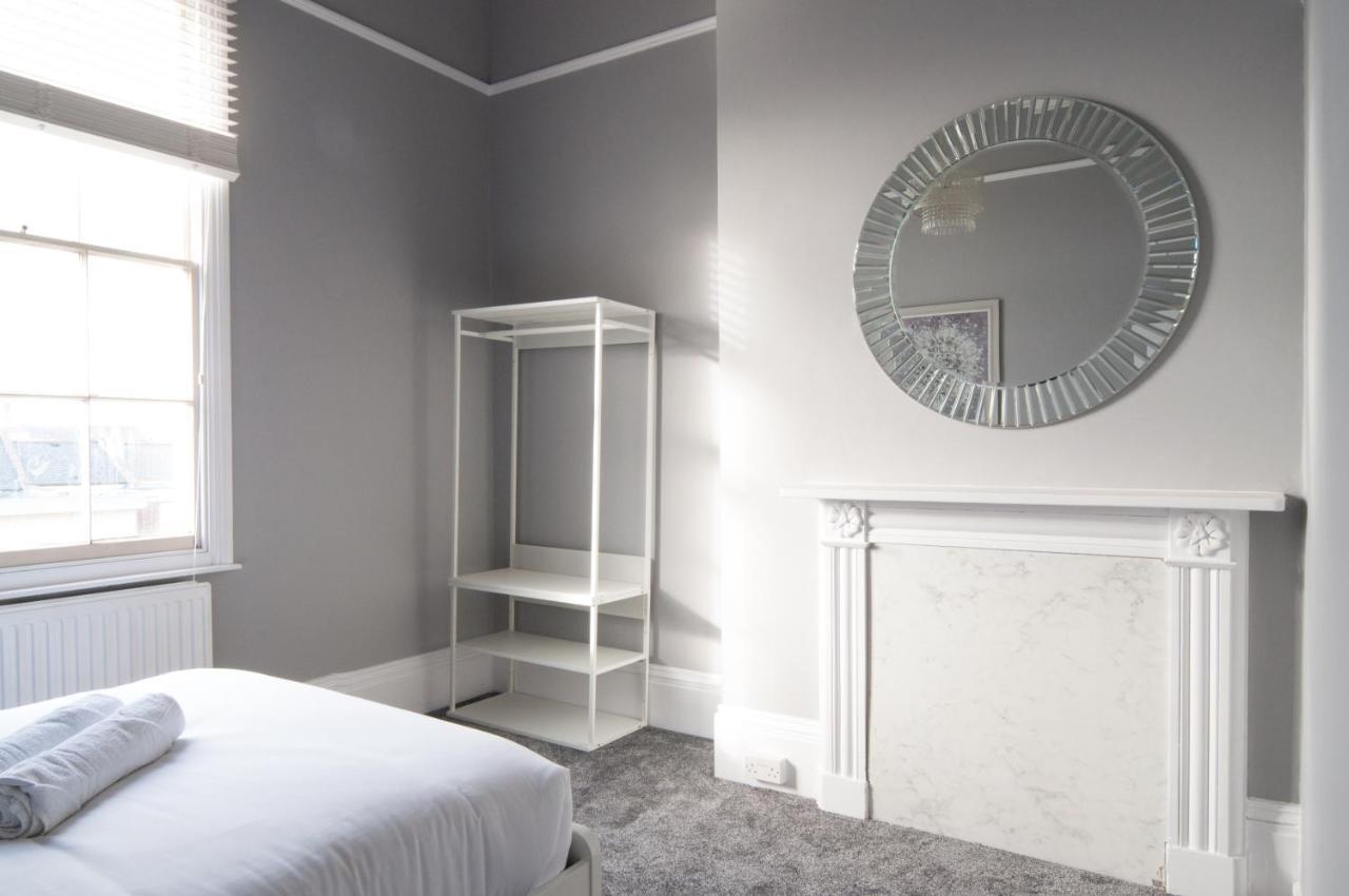 Cheltenham, Regency With Parking, Cavalier - Sleeps 6 Apartment Cheltenham
