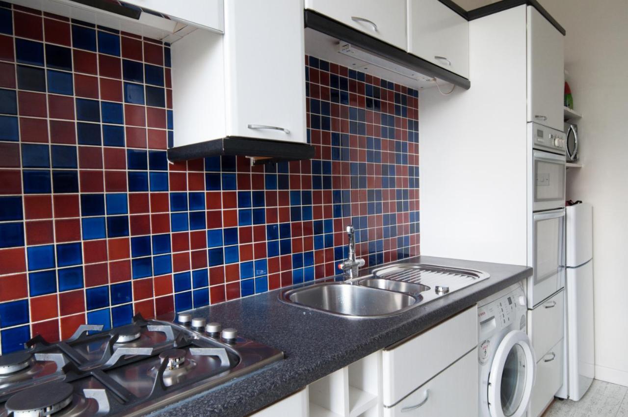 Cheltenham, Regency With Parking, Cavalier - Sleeps 6 Apartment