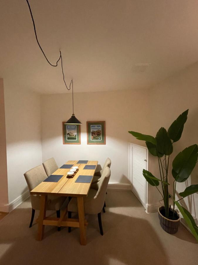 52 Lansdown Crescent Apartment