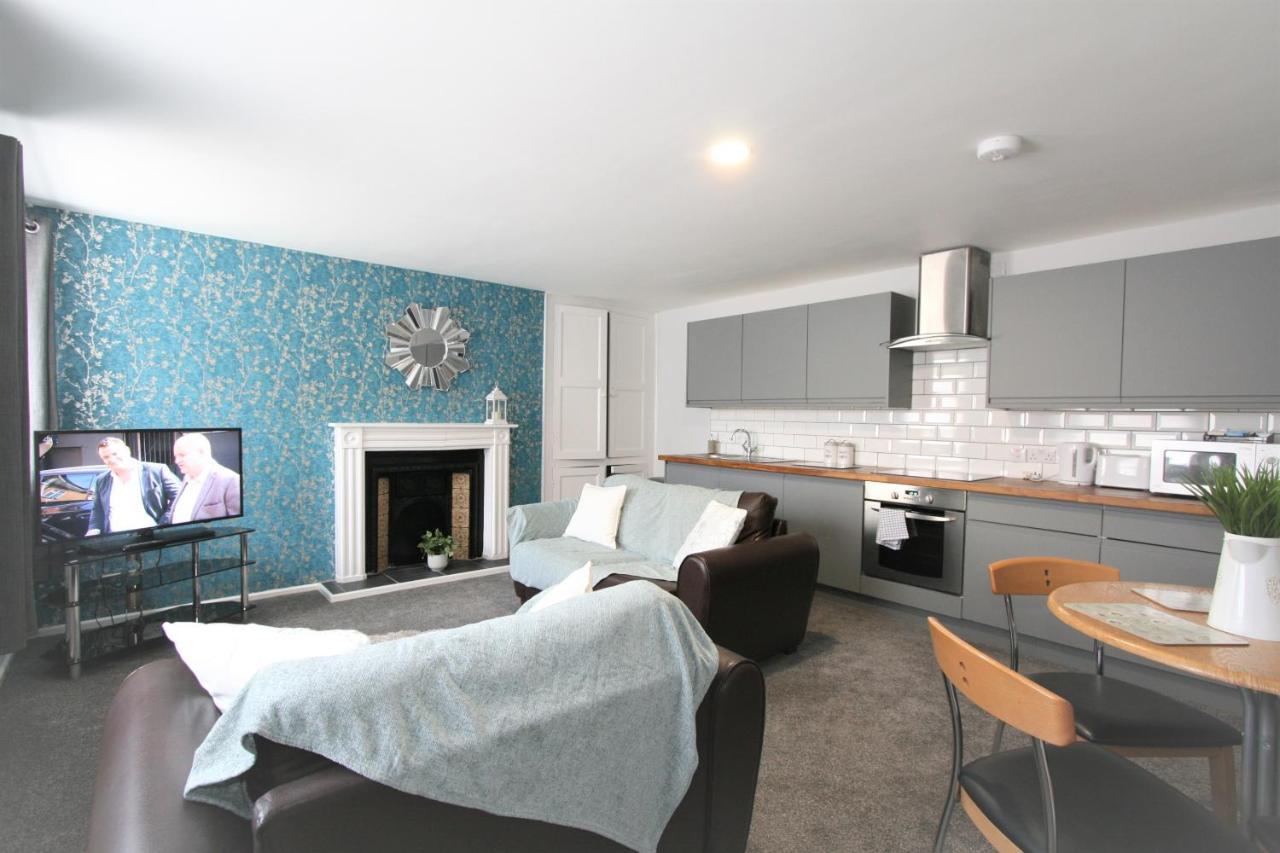 Apartment Central Serviced Apartments By Roomsbooked *