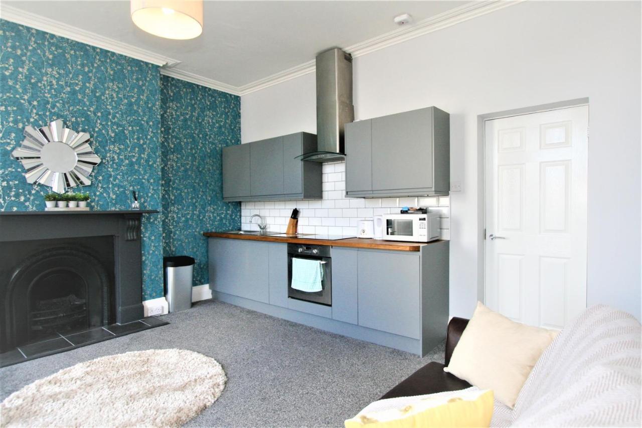 Central Serviced Apartments By Roomsbooked Apartment *