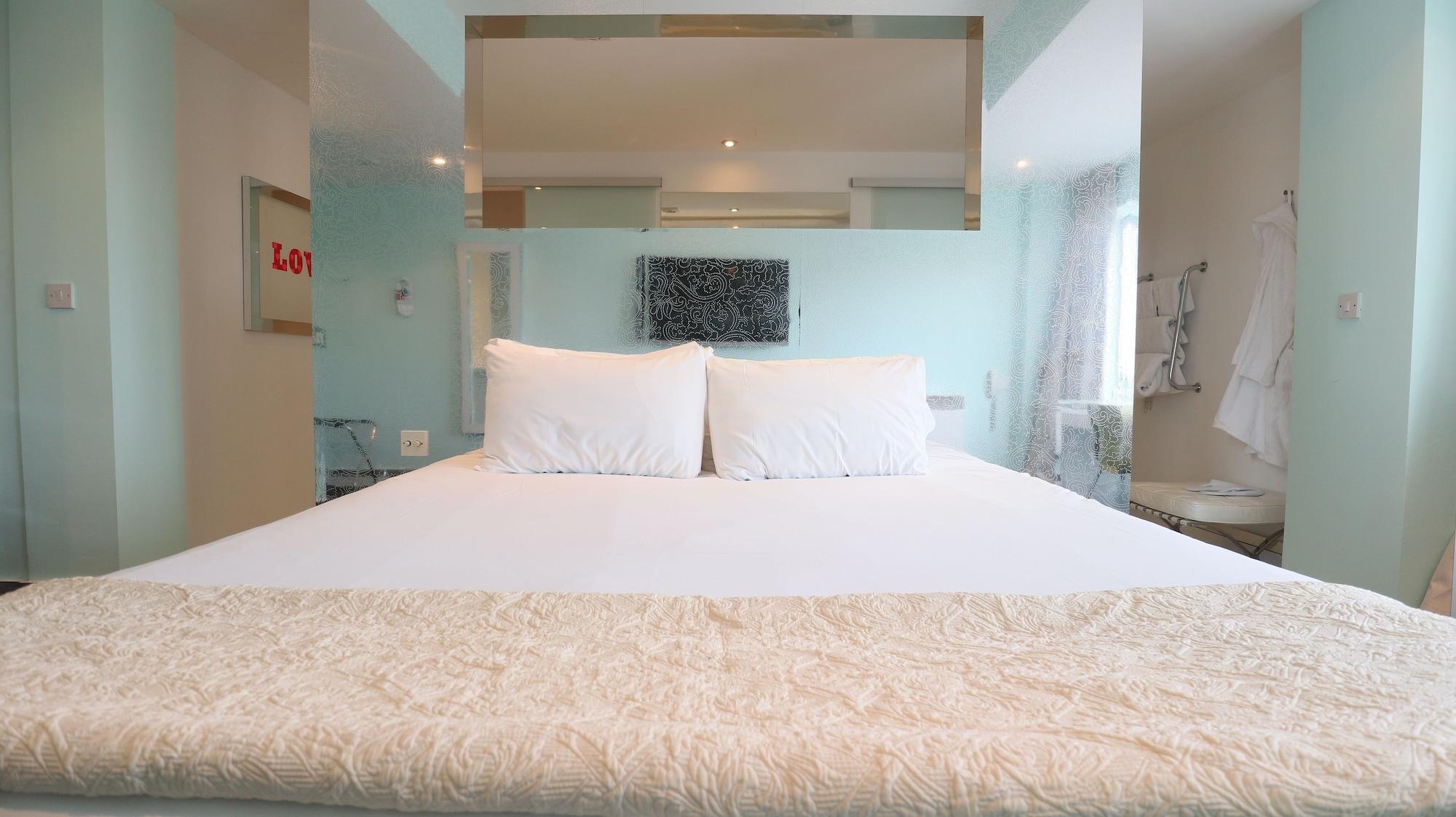 Hotel Citrus By Compass Hospitality 3*