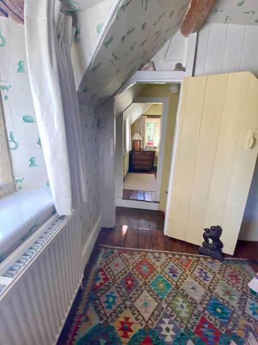 Holiday home Charming 2 Bedroom In Compton Abdale,