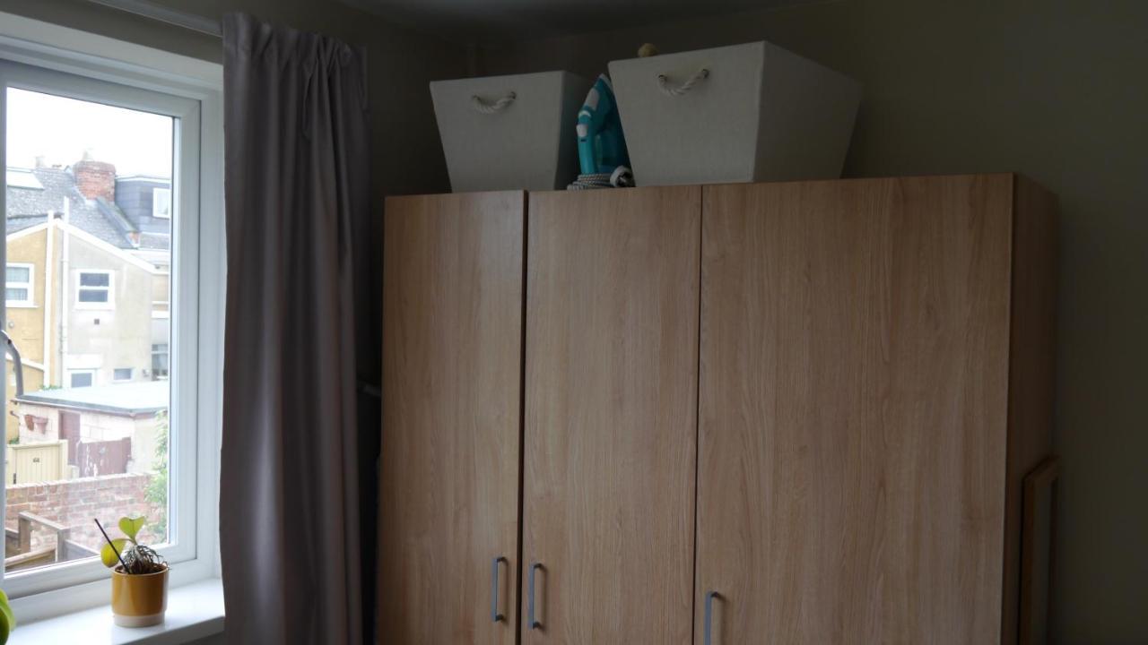Cheltenham Apartment With Private Garden * Cheltenham