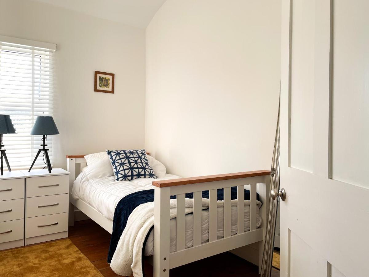 Holiday home House - By Suitely Cheltenham