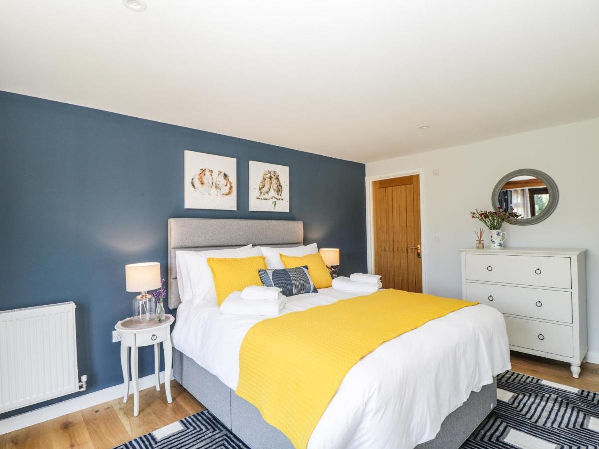 Petals Patch Holiday home Cheltenham