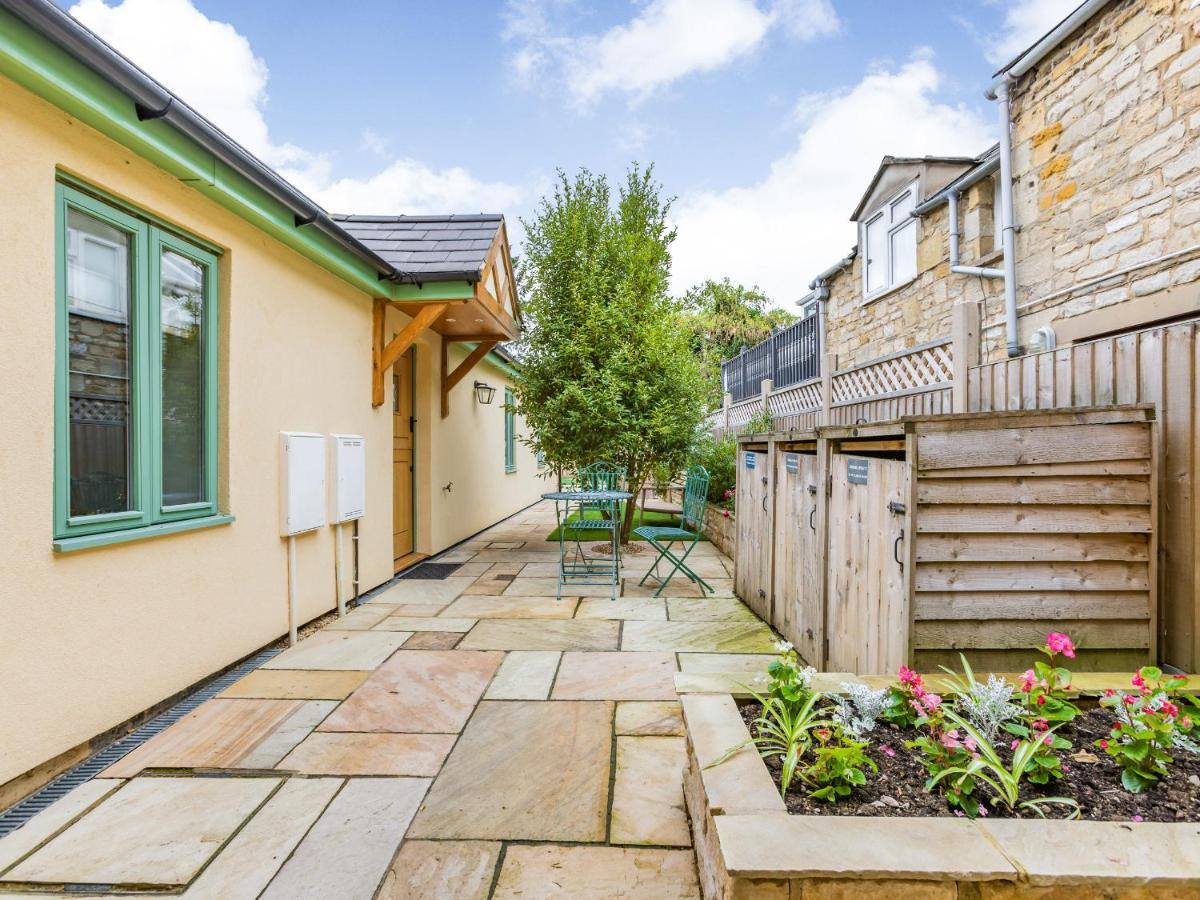Postmaster's Holiday home Cheltenham