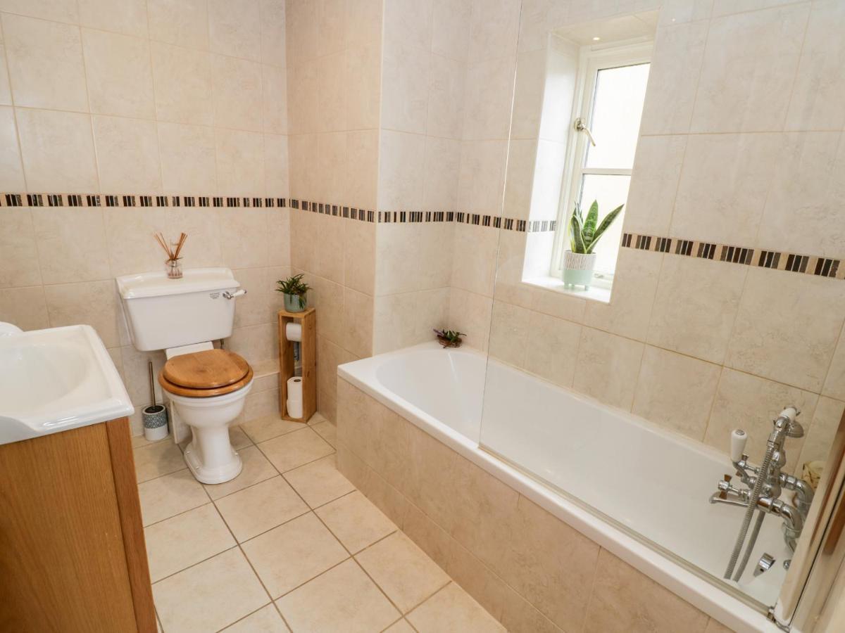 Levant House Holiday home *