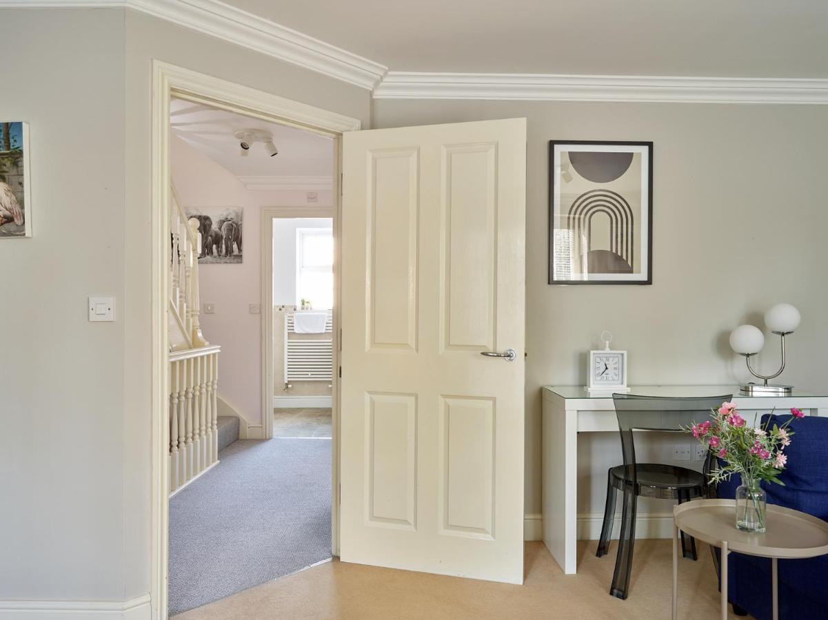 Holiday home Curb - Gorgeous 3 Bedroom House Close To Town Centre Cheltenham