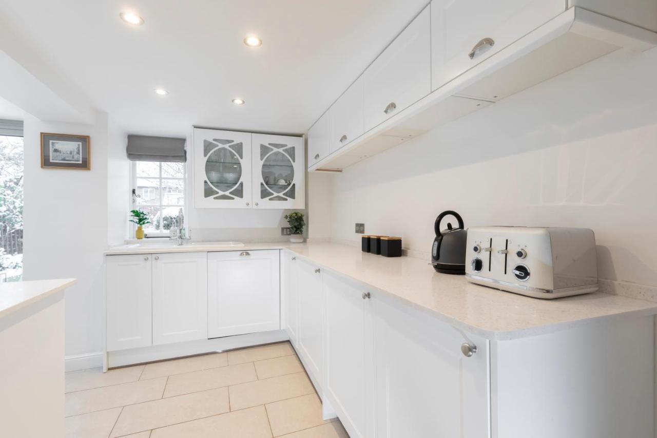 Holiday home Beautiful Period With Five Bedrooms