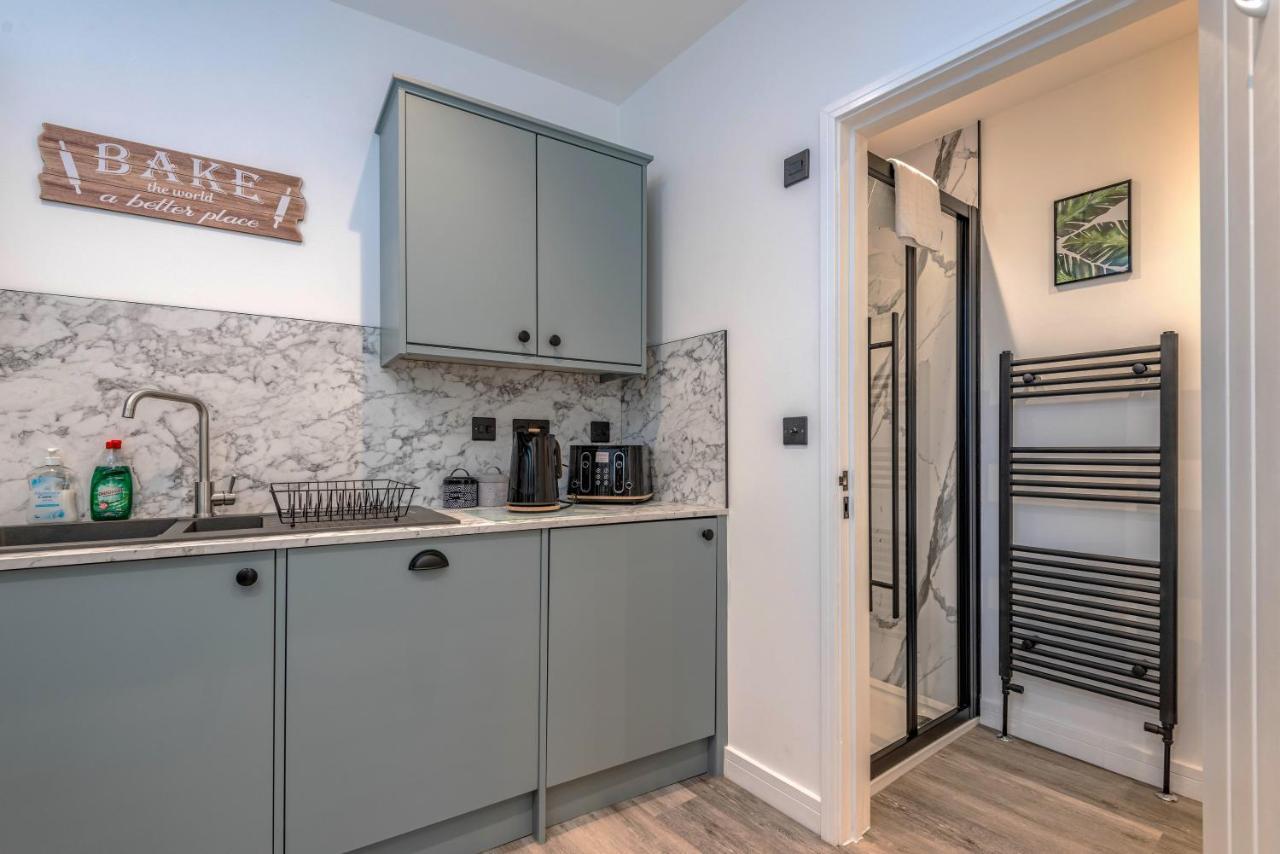 Apartment The Cotswold Woodland By Fortuna Cheltenham