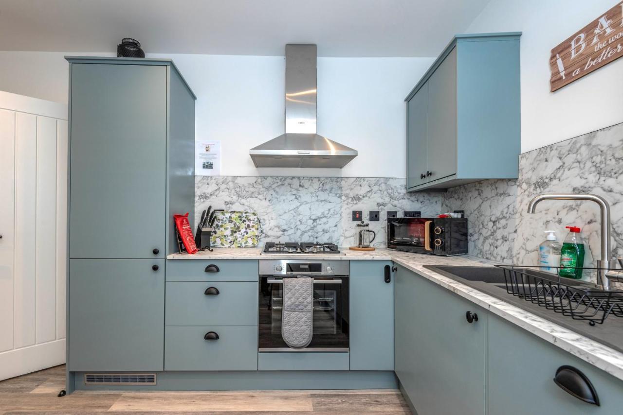 The Cotswold Woodland By Fortuna Apartment *