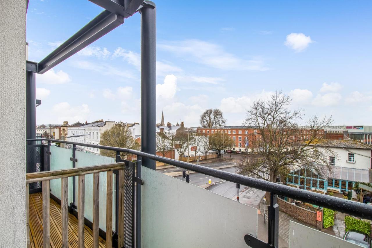 1 Bd + Sofa Bed In The Heart Of Cheltenham! Cheltenham