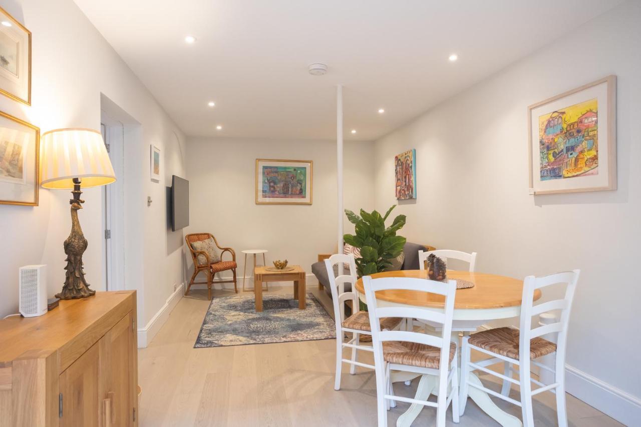 Apartamento Spacious 1br Victorian Flat In Cotswolds - Free Parking