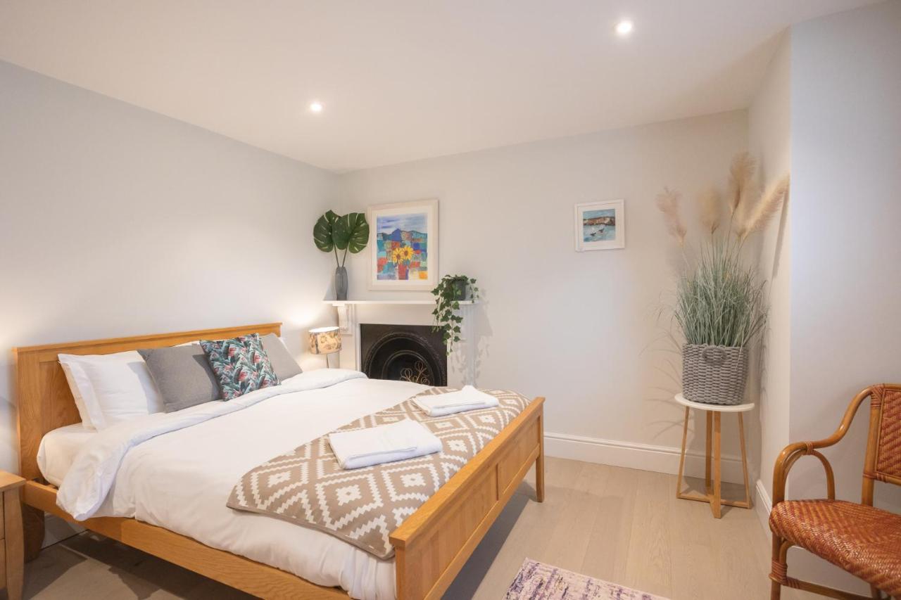 Apartamento Spacious 1br Victorian Flat In Cotswolds - Free Parking *