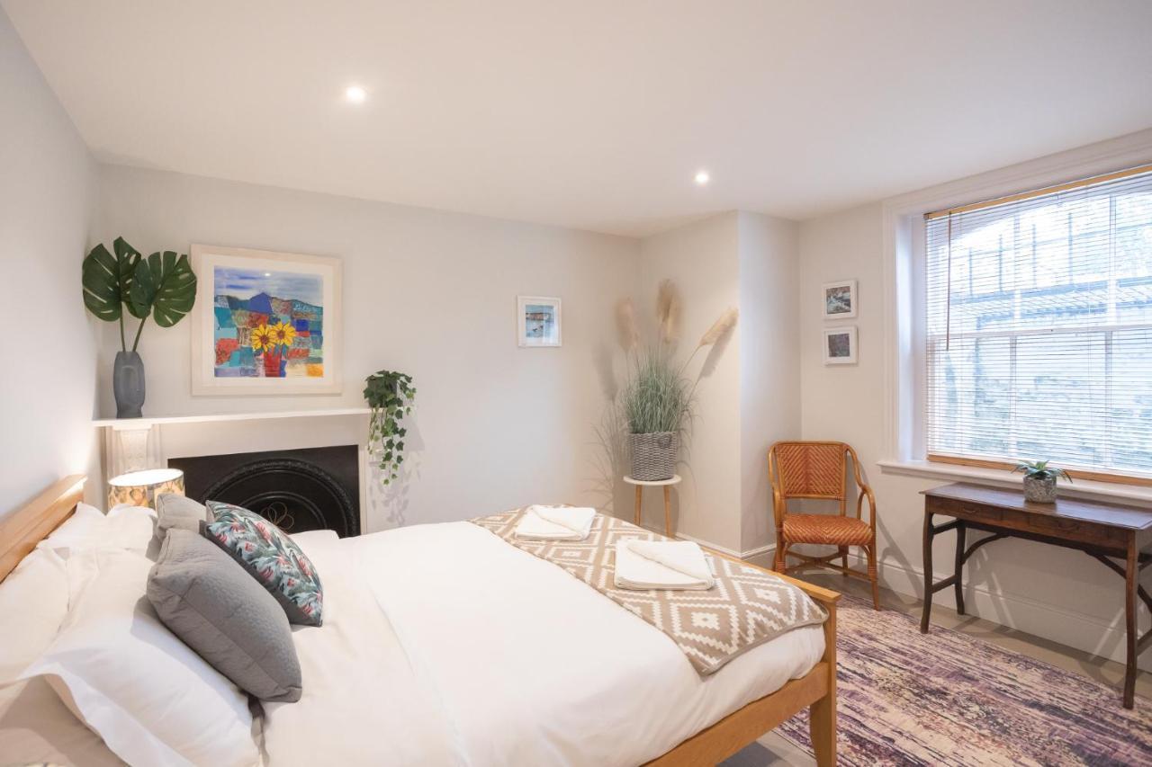 Spacious 1br Victorian Flat In Cotswolds - Free Parking Apartamento