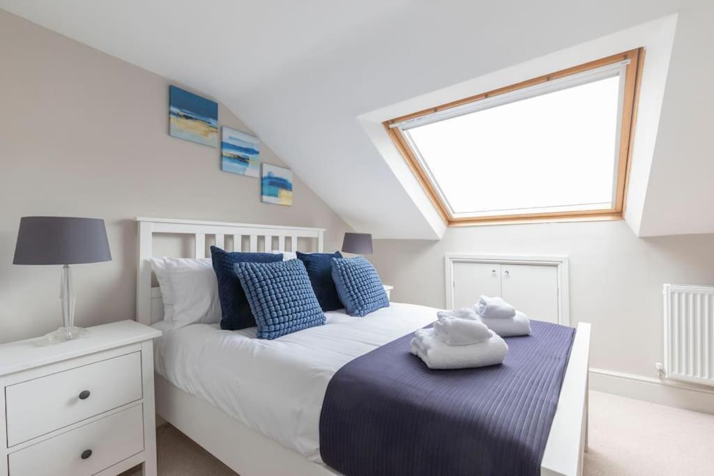 Stunning 5 Bed 4 Bath Period Cheltenham