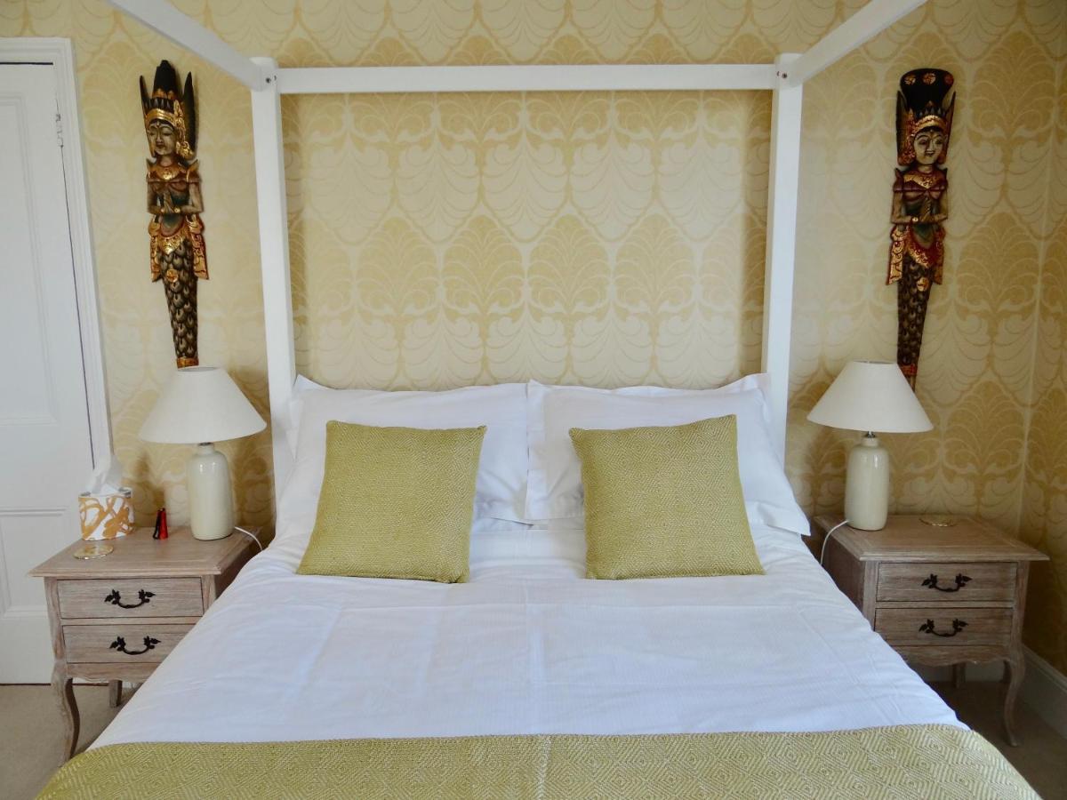 Bed & Breakfast Number 8 4*