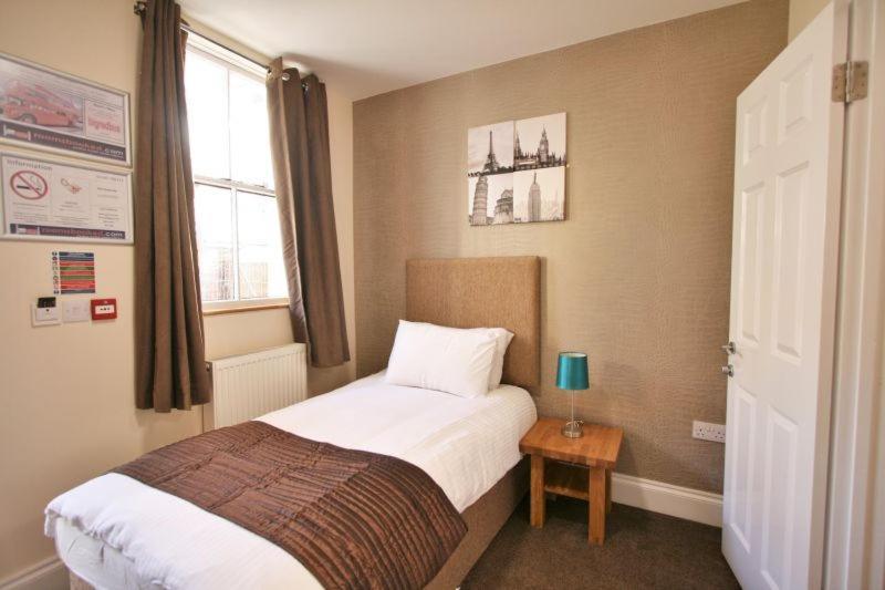 Hotel Gloucester Place By Roomsbooked