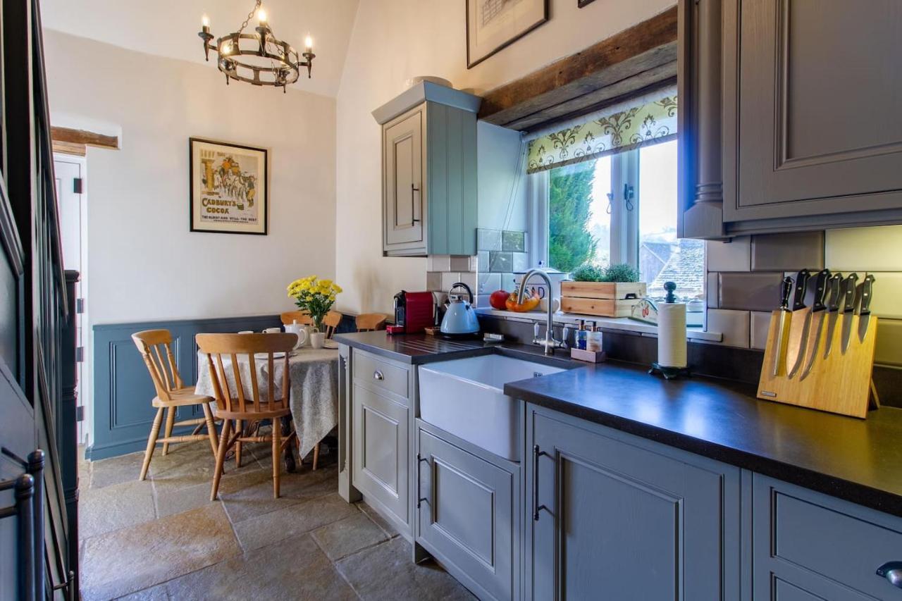 Holiday home Graziers - Character Cotswold With Inglenook, Parking And Pub Nearby Cheltenham