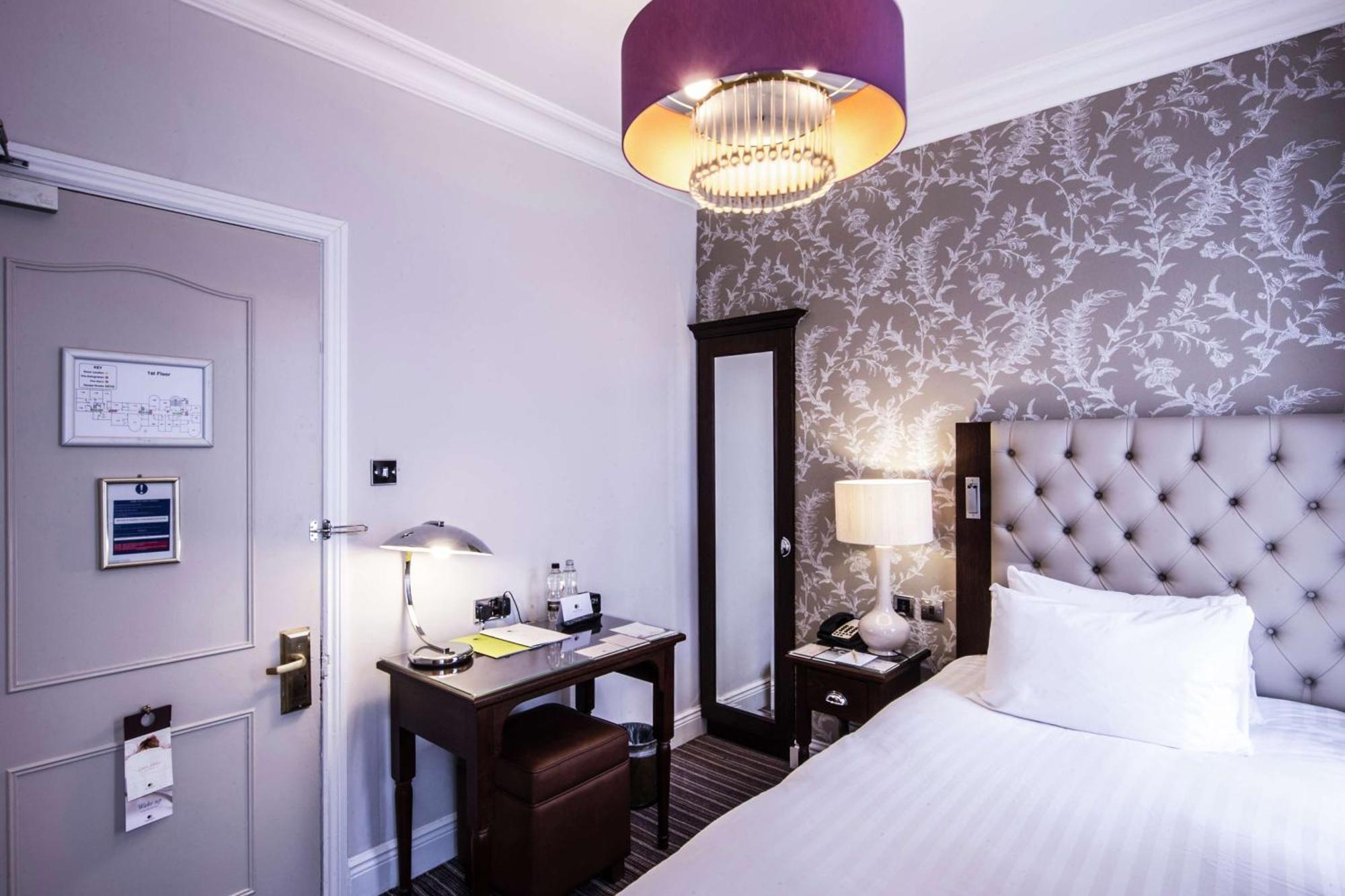 Hotel Doubletree By Hilton Cheltenham-cotswolds