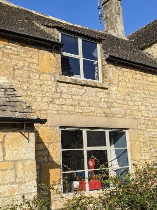 Holiday home Stylish 3 Bed Cotswold With Stunning Views Cheltenham