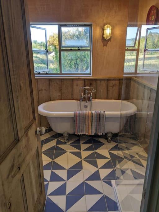Holiday home Stylish 3 Bed Cotswold With Stunning Views