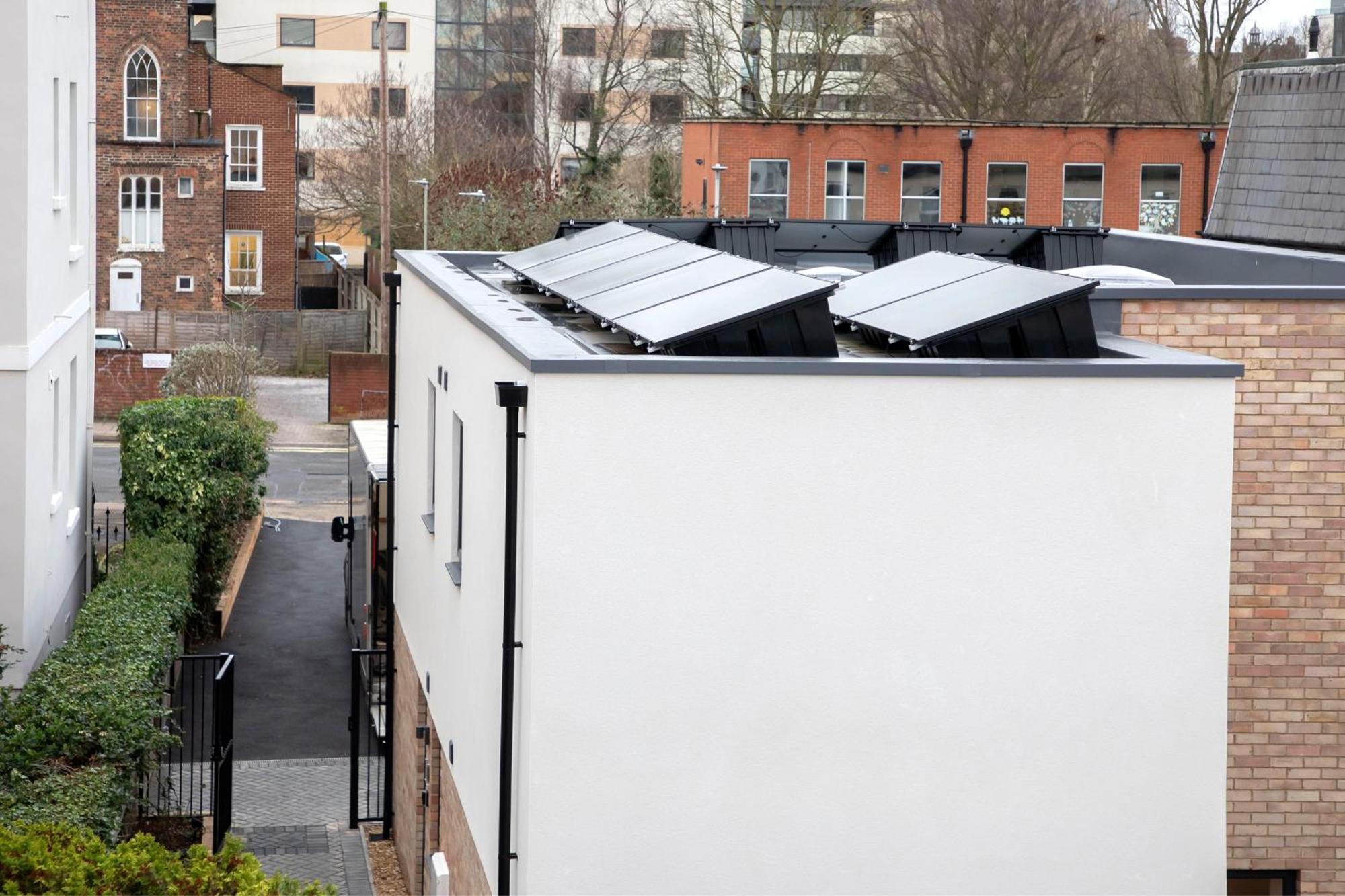 Elliot Oliver - Exquisite Two Bedroom With Garden, Parking & Ev Charger Apartment