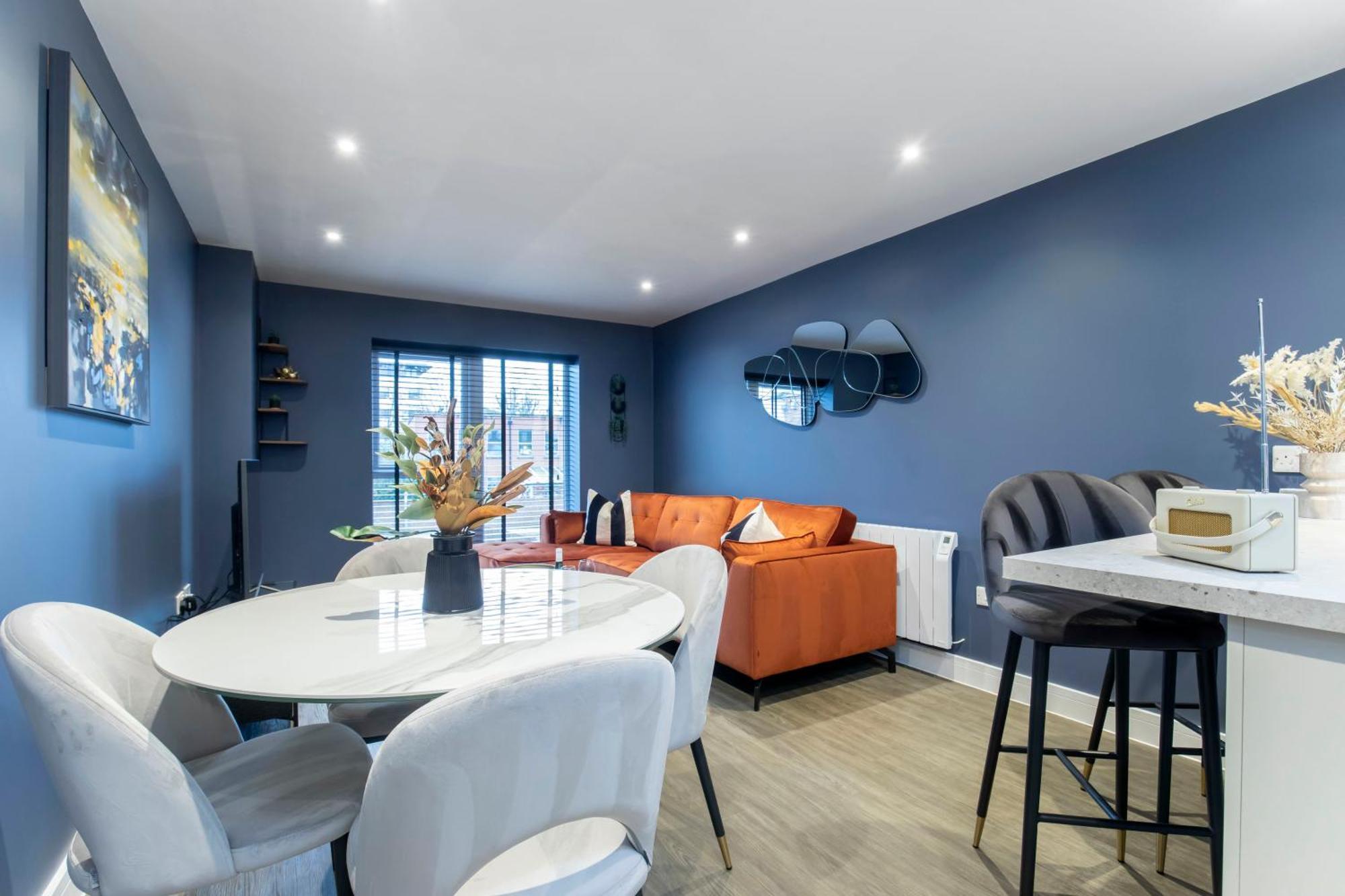 Elliot Oliver - Exquisite Two Bedroom With Garden, Parking & Ev Charger *