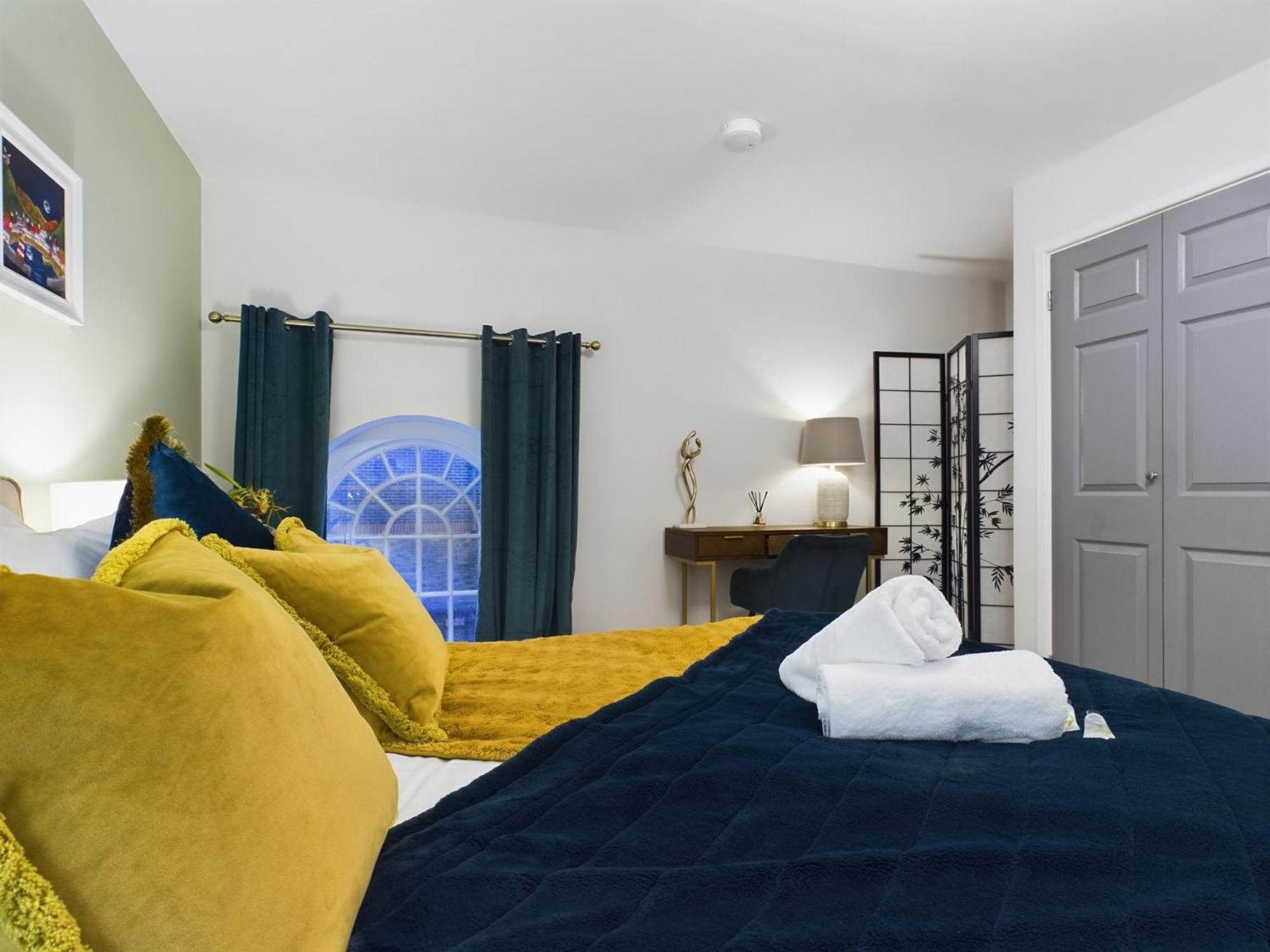Apartment Modern Duplex Central Free Parking Wi-fi *
