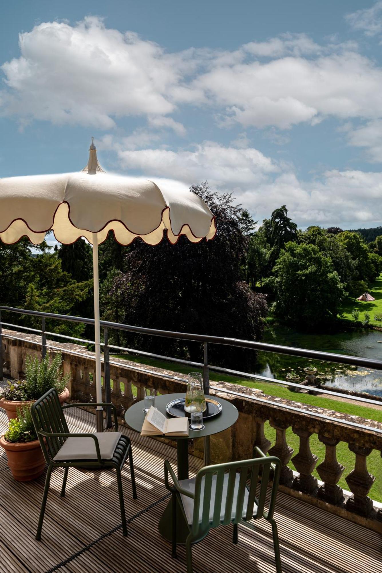 Hotel Cowley Manor Experimental