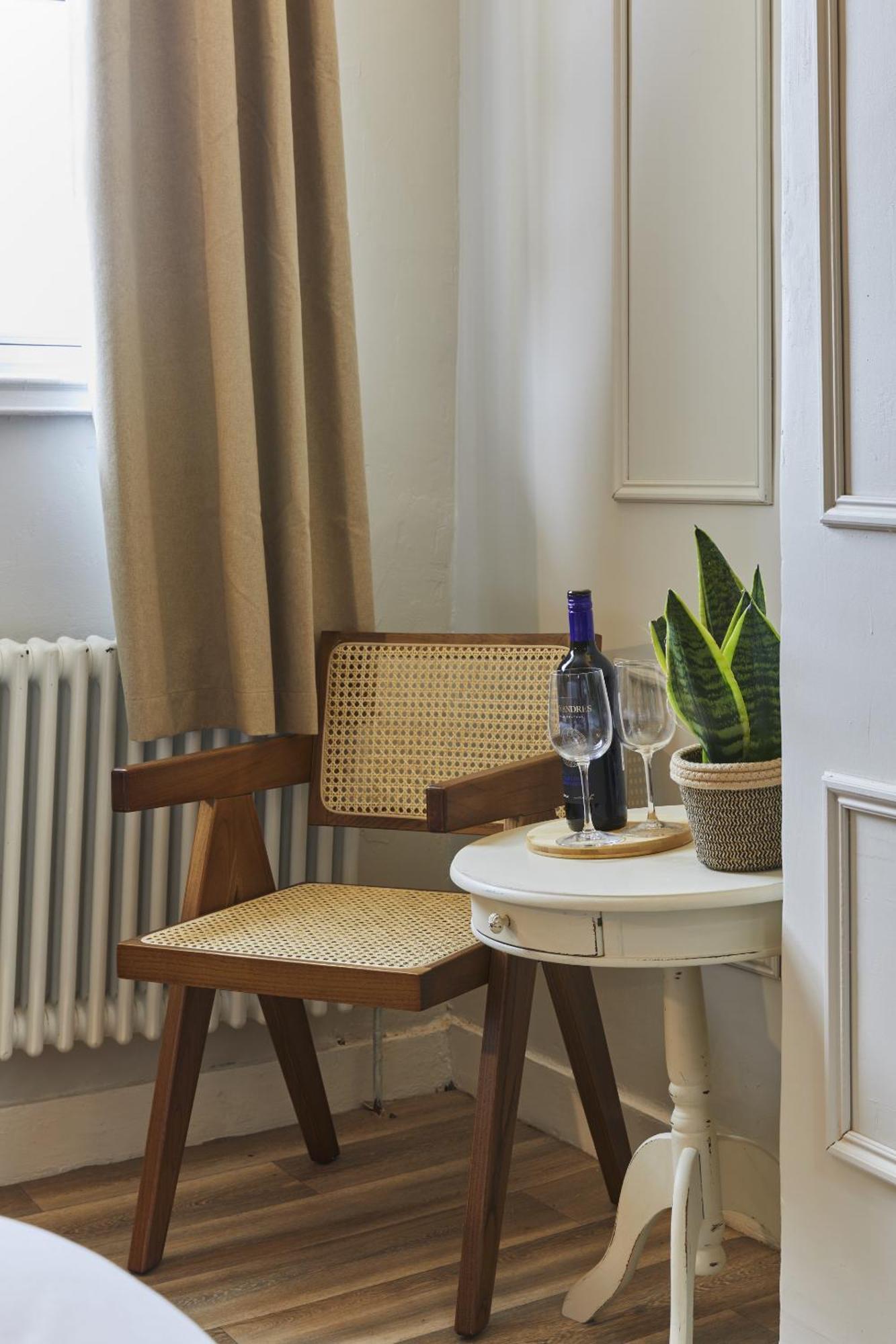 81 Promenade Apartment *