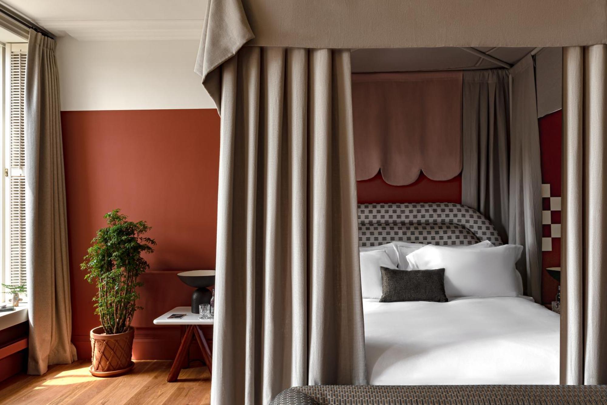 Hotel Cowley Manor Experimental
