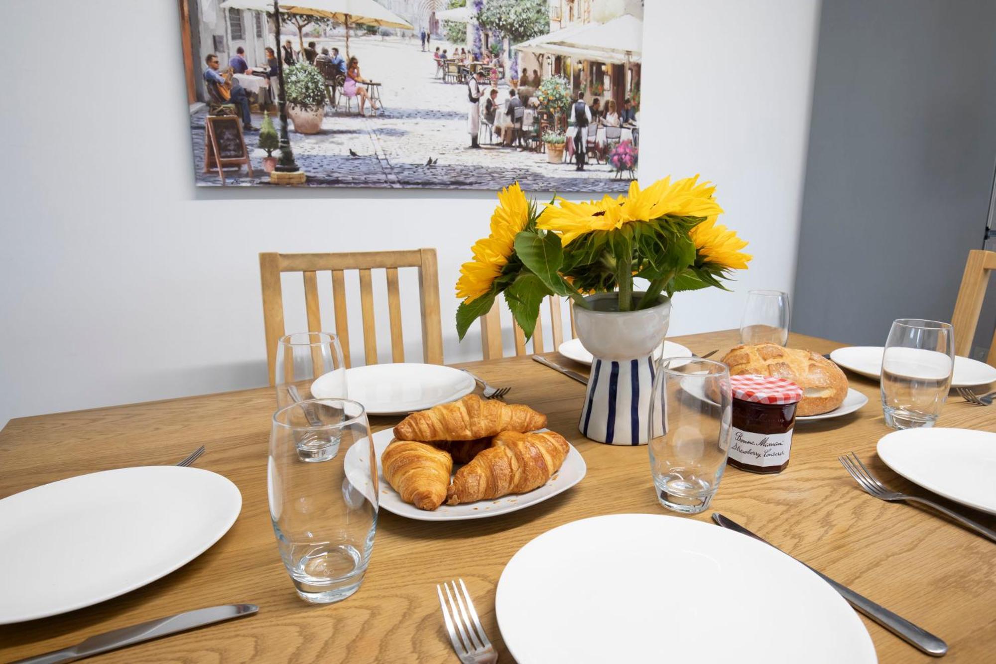 Fabulous, Vibrant, Town House, Bath Road Holiday home Cheltenham