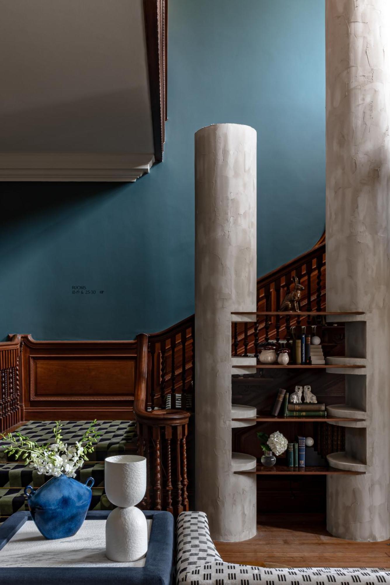 Cowley Manor Experimental 4* Cheltenham