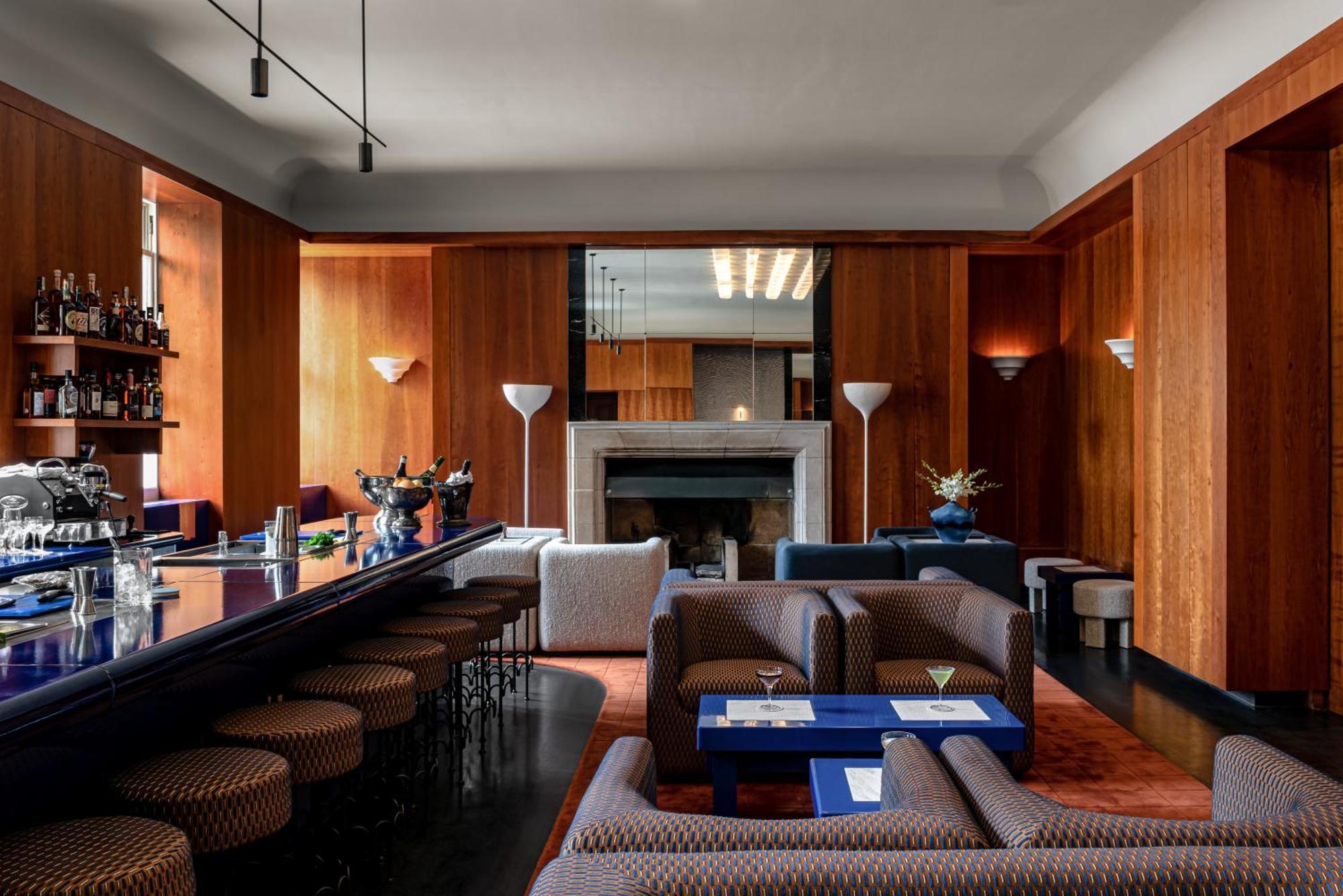 Cowley Manor Experimental Hotel 4*