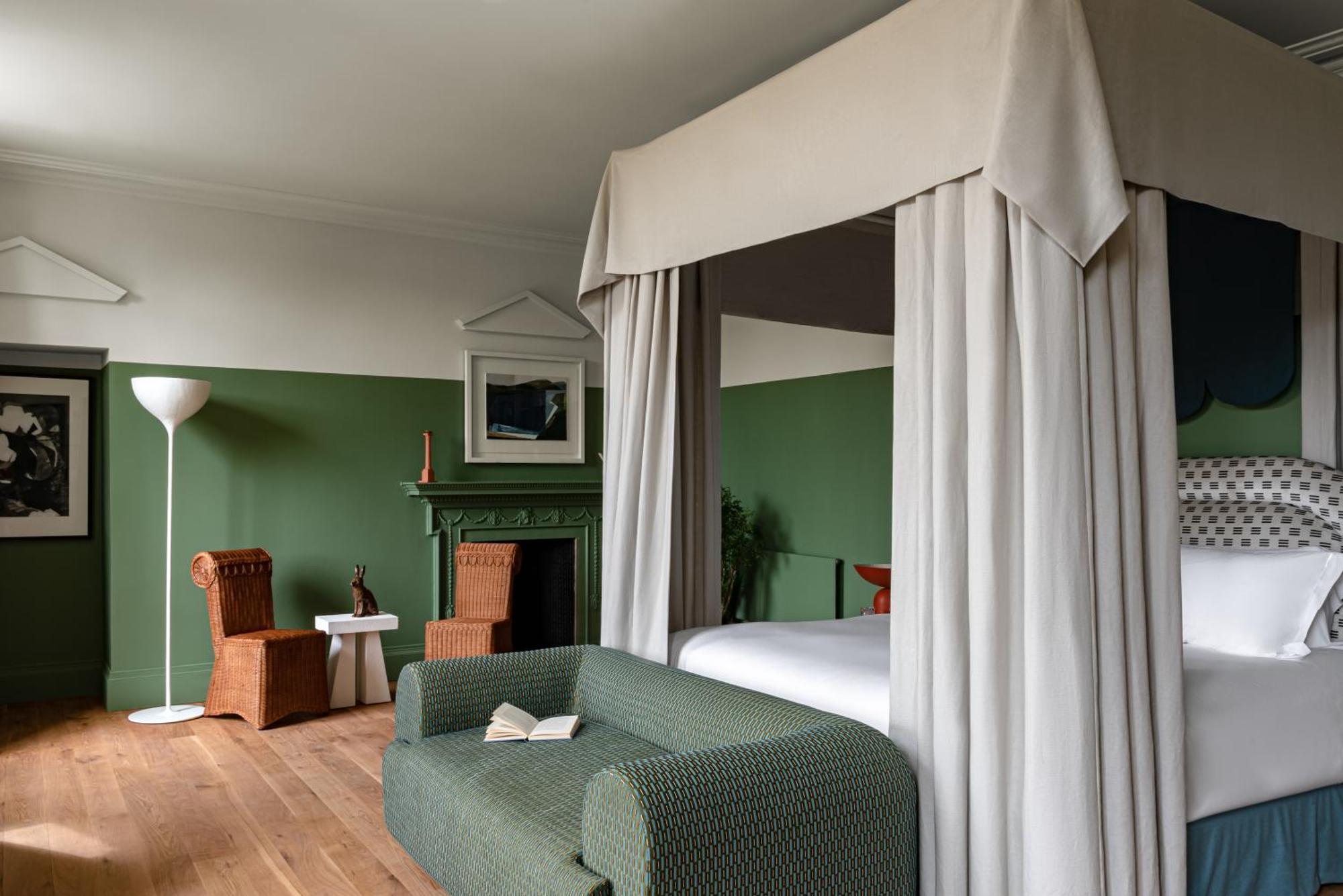 Hotel Cowley Manor Experimental