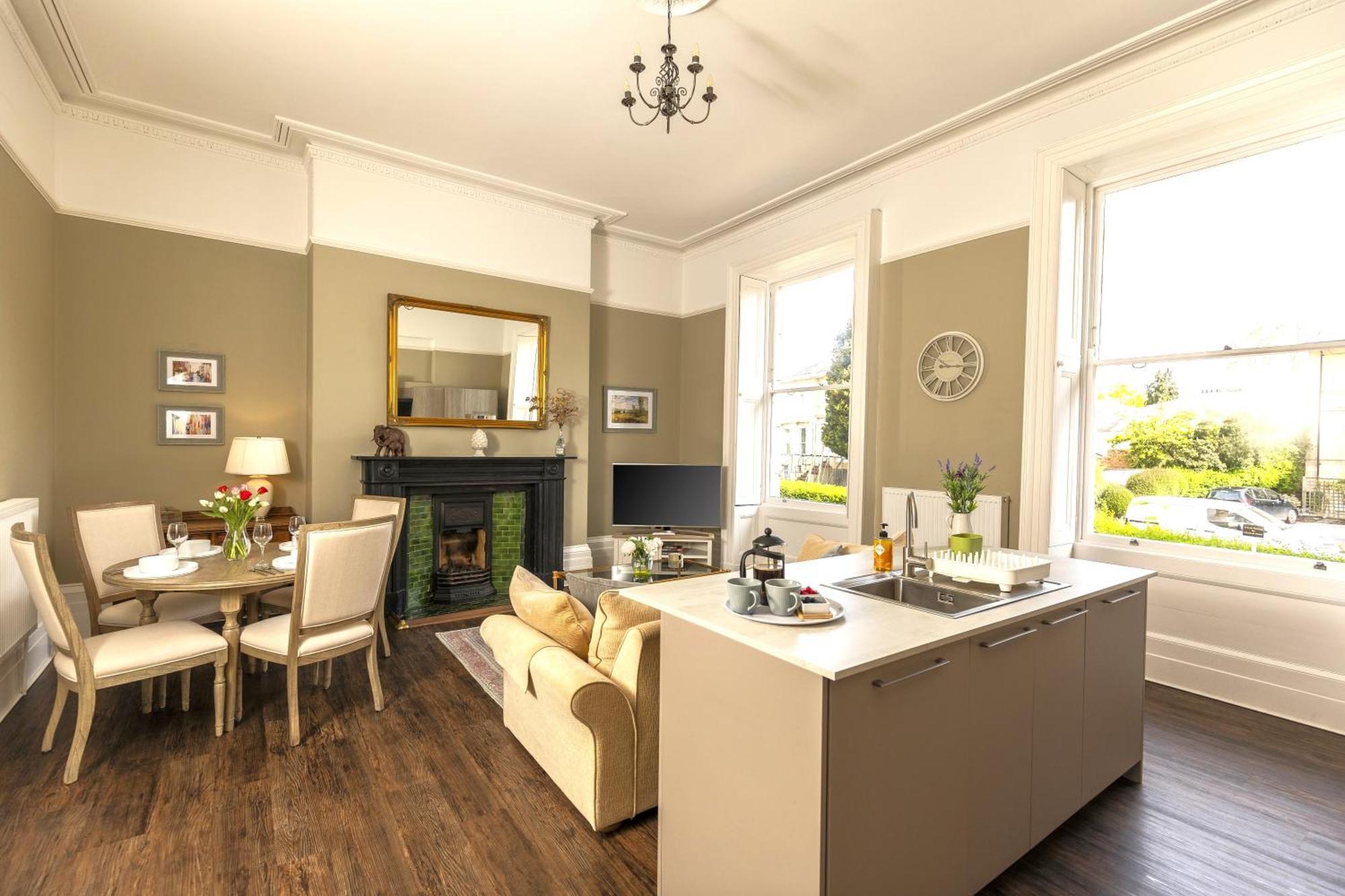 Apartment Elizabeth House 1 - By Luxury Cheltenham