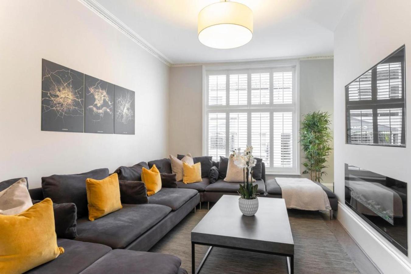 Stunning 4 Bedroom In Montpellier Guest house *