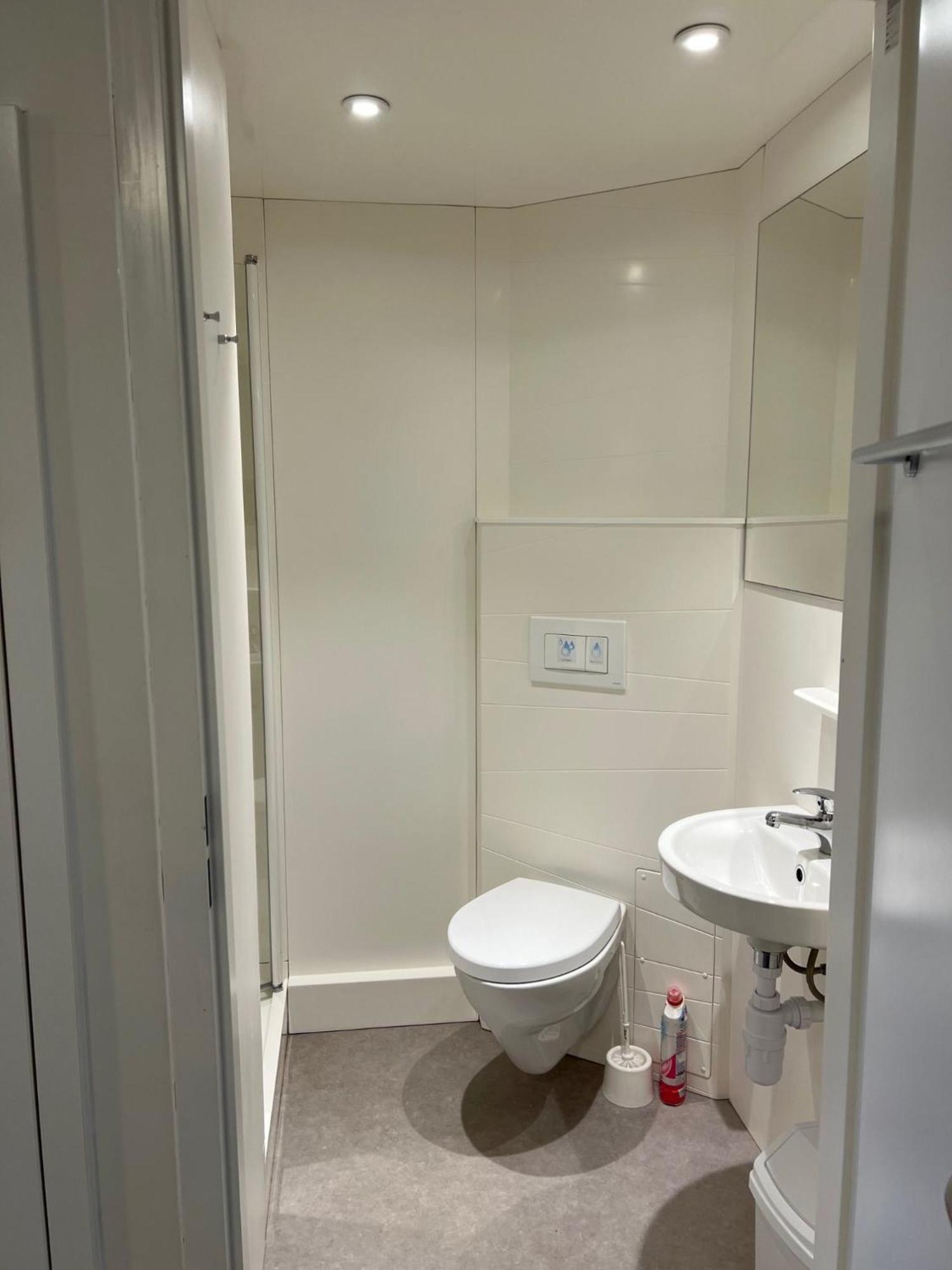 Apartment Cosy Private Ensuites And In The Heart Of *