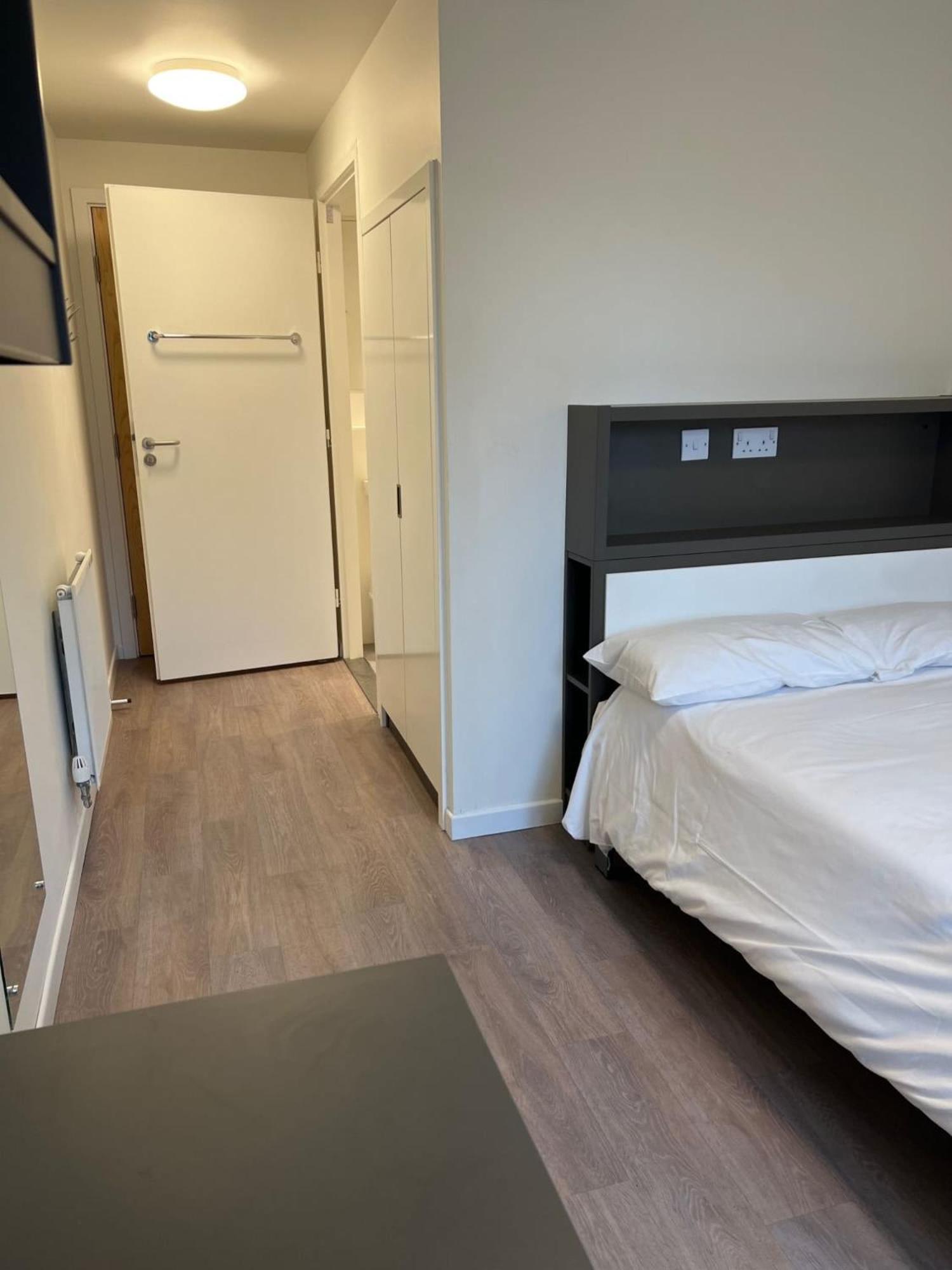 Apartment Cosy Private Ensuites And In The Heart Of *
